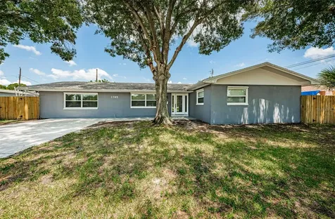 1765 62nd Avenue N St Petersburg FL 33702