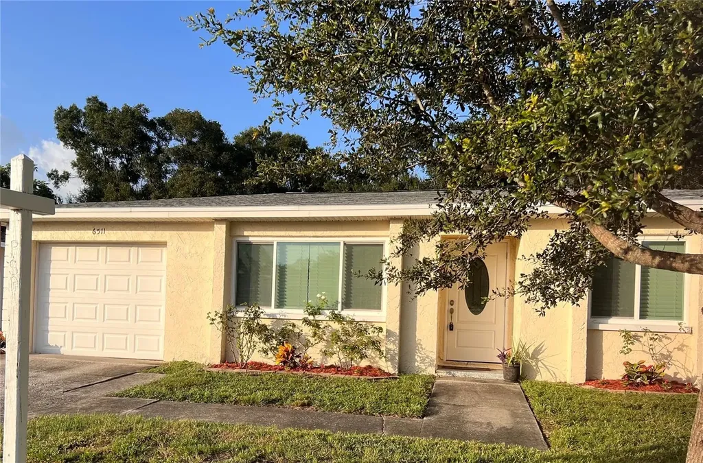 6511 Cedarbrook Drive S Pinellas Park FL 33782