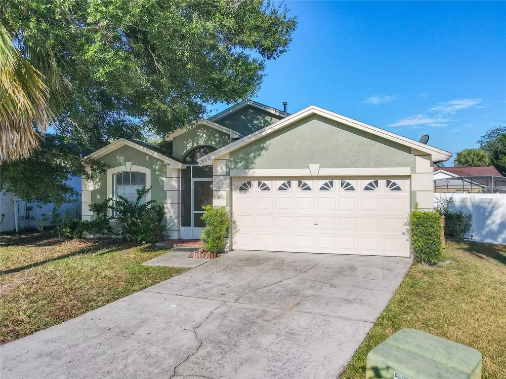 1506 Chapman Oak Court Kissimmee FL 34747