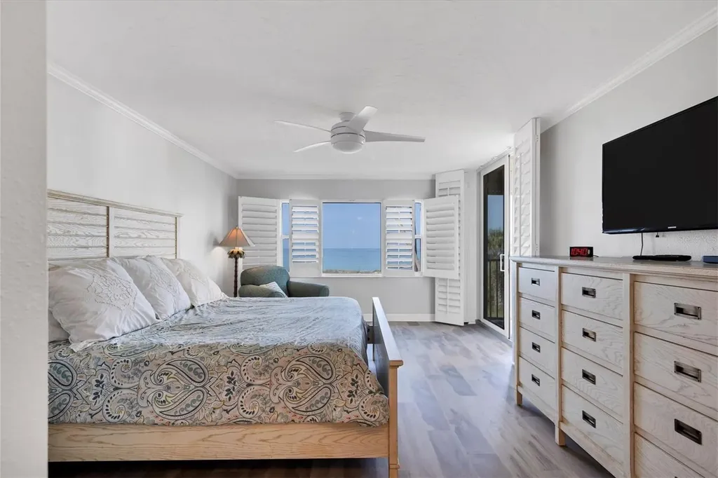 4325 Gulf Of Mexico Drive Longboat Key FL 34228