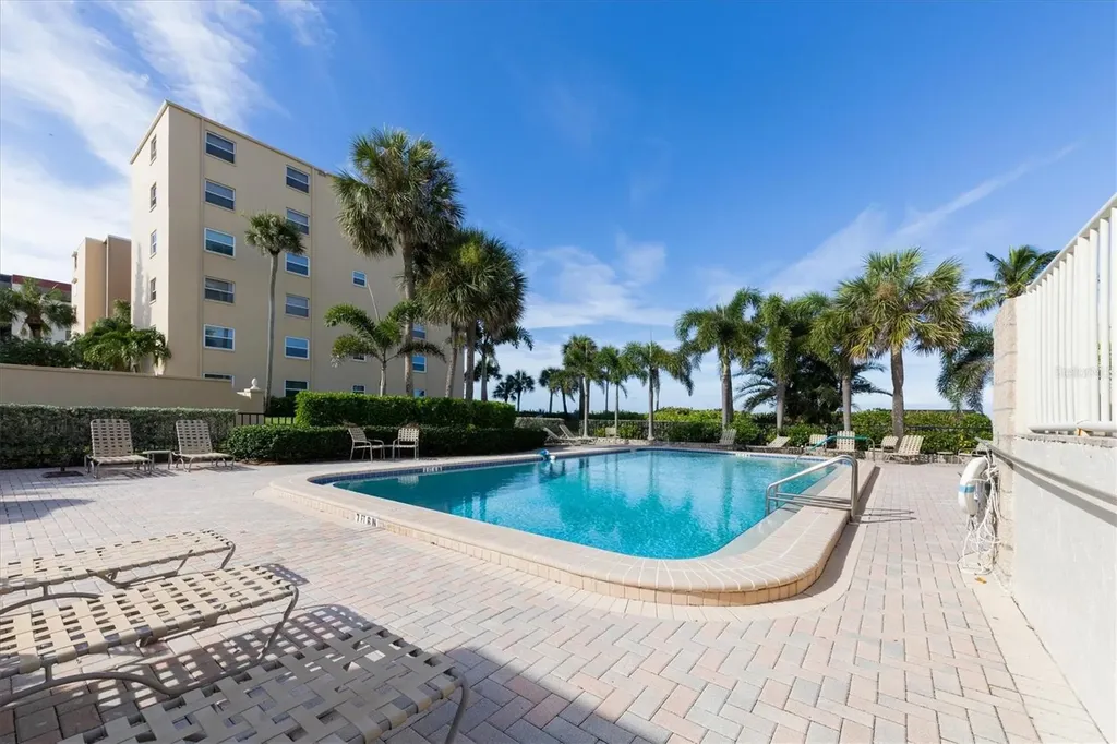 4325 Gulf Of Mexico Drive Longboat Key FL 34228