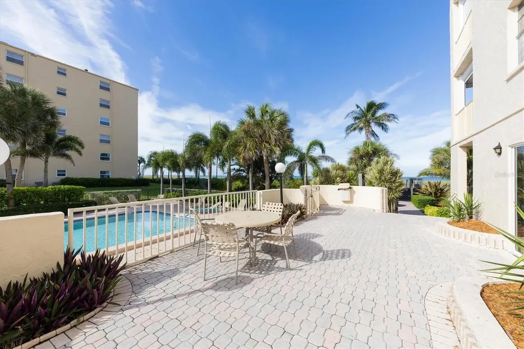 4325 Gulf Of Mexico Drive Longboat Key FL 34228