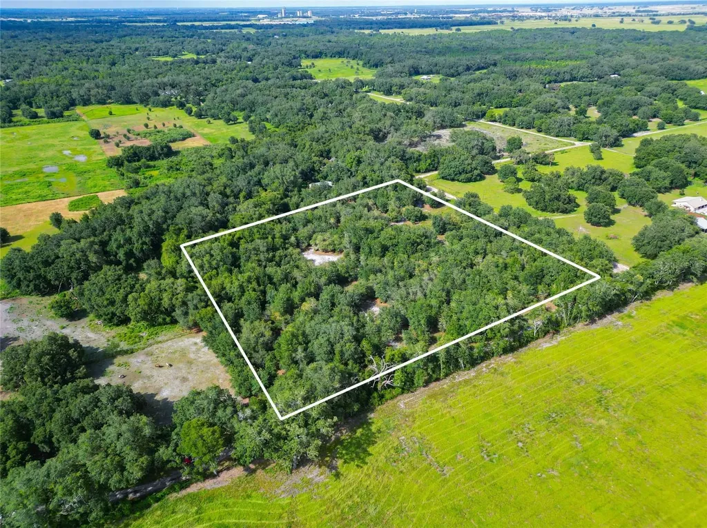 SE 29th Boulevard Sumterville FL 33585