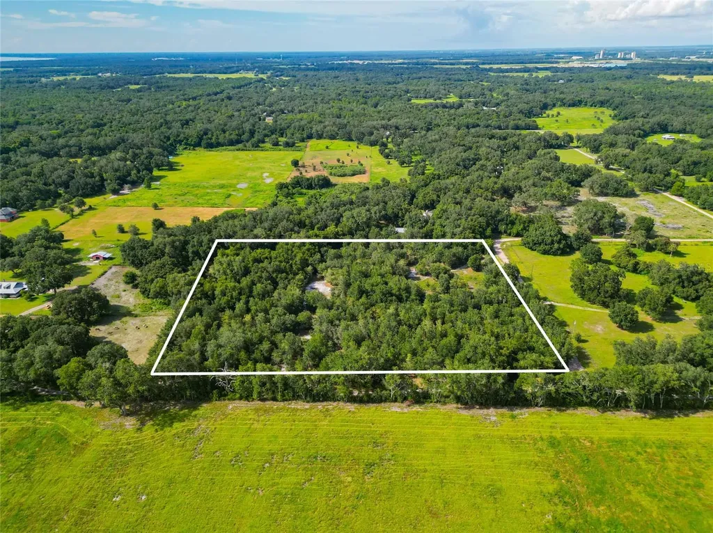 SE 29th Boulevard Sumterville FL 33585