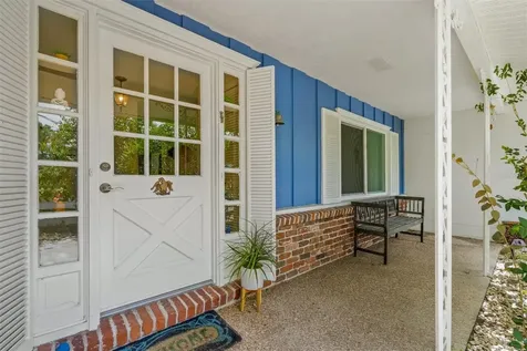 3304 Tanglewood Drive Sarasota FL 34239