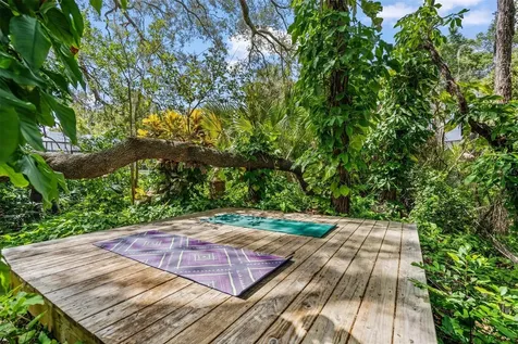 3304 Tanglewood Drive Sarasota FL 34239