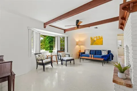 3304 Tanglewood Drive Sarasota FL 34239