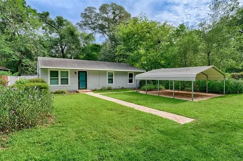1944 NW 32nd Place Gainesville FL 32605