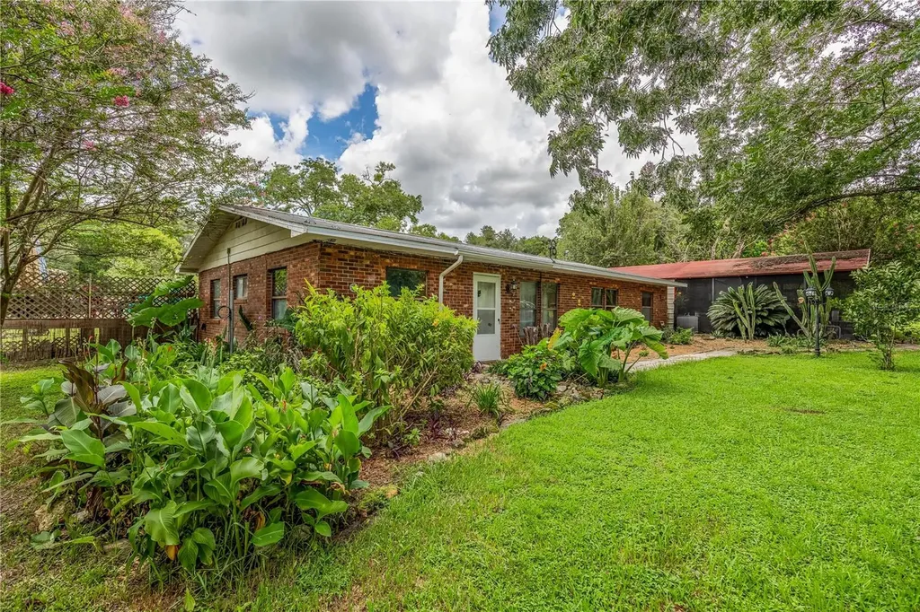 18420 SW 75th Avenue Archer FL 32618