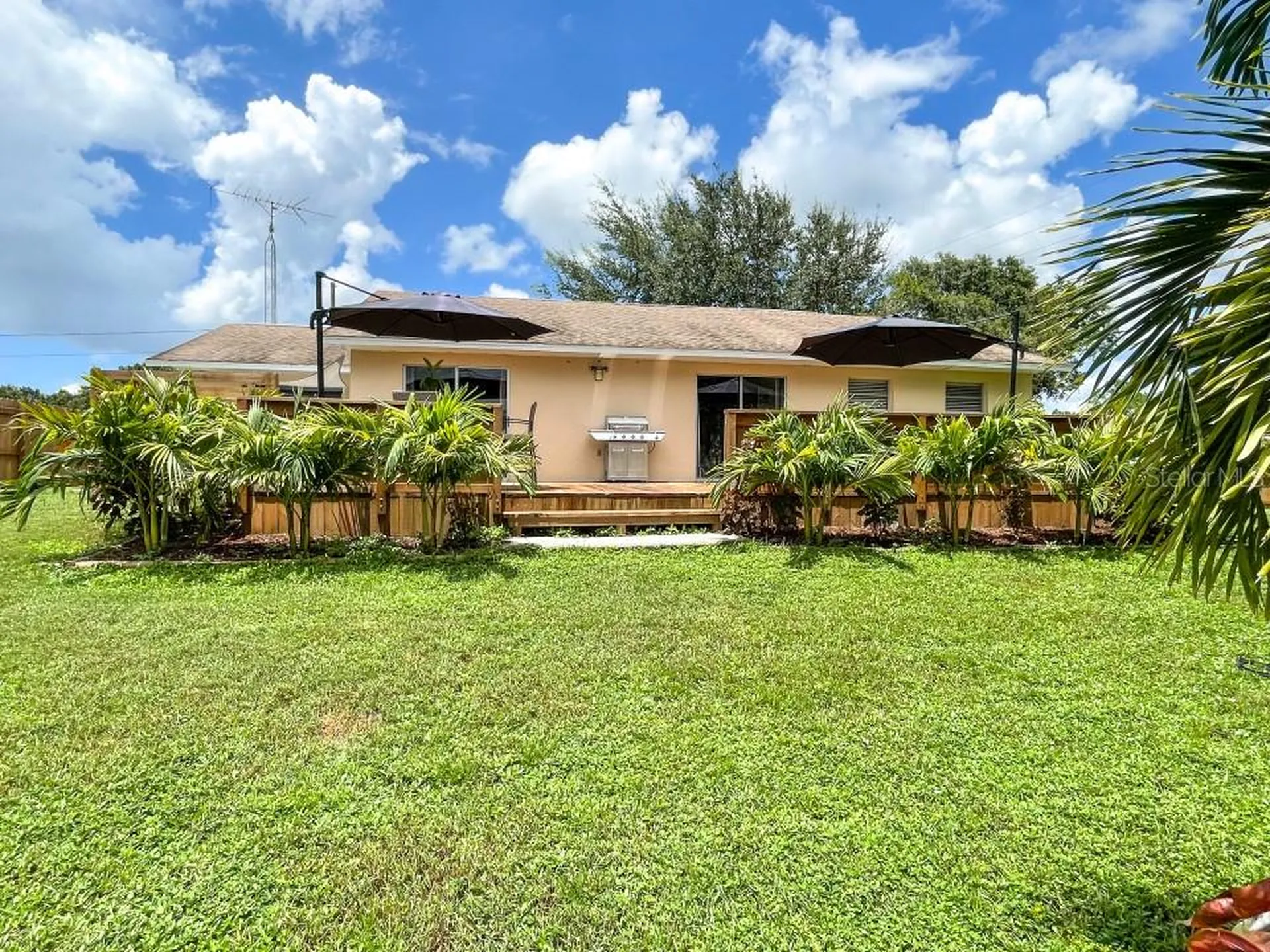 100 Dreamtime Avenue Lake Placid FL 33852