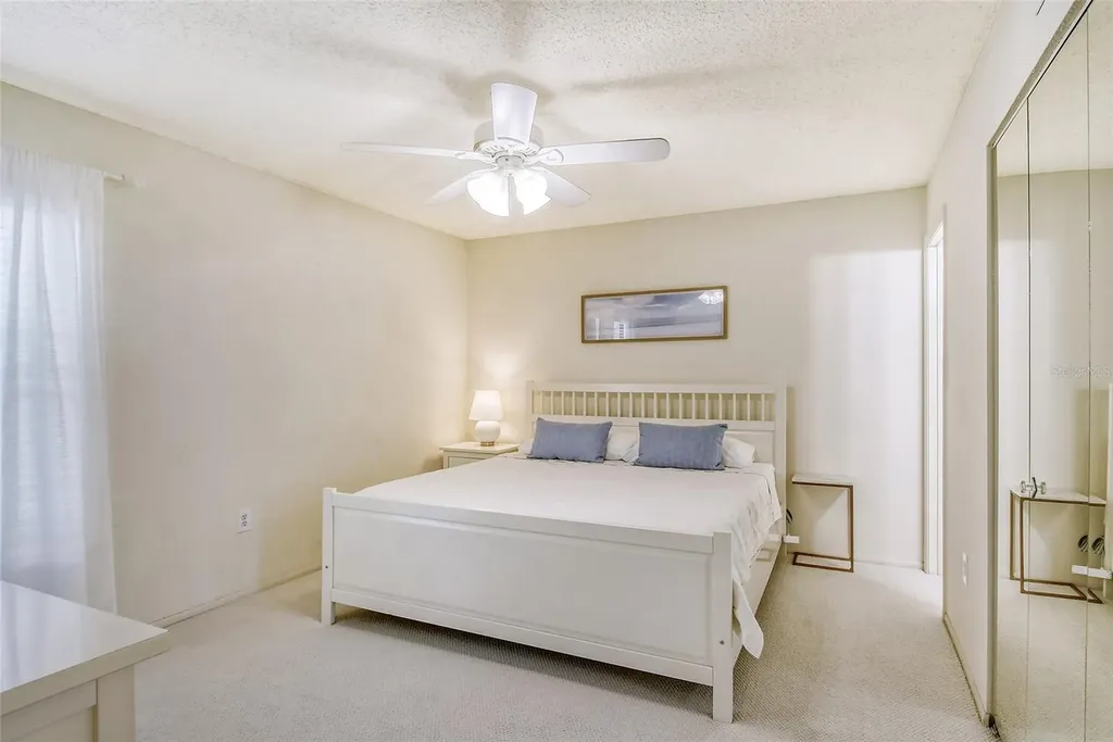4616 Ringwood Meadow Sarasota FL 34235