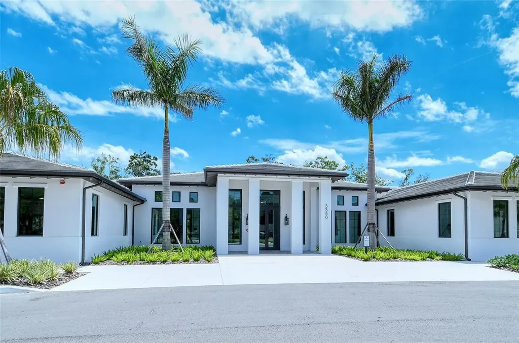 4616 Ringwood Meadow Sarasota FL 34235