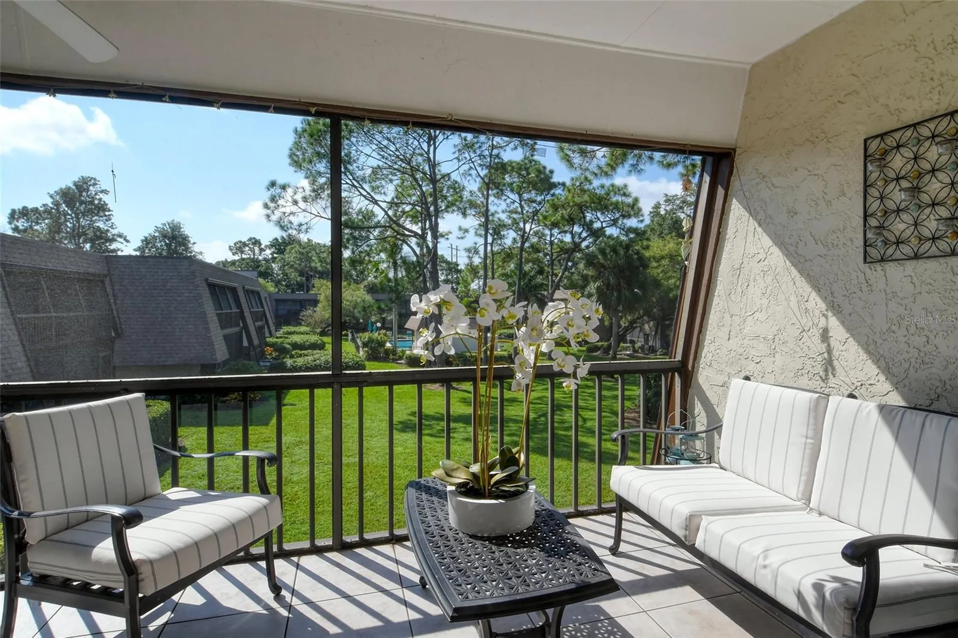 4616 Ringwood Meadow Sarasota FL 34235