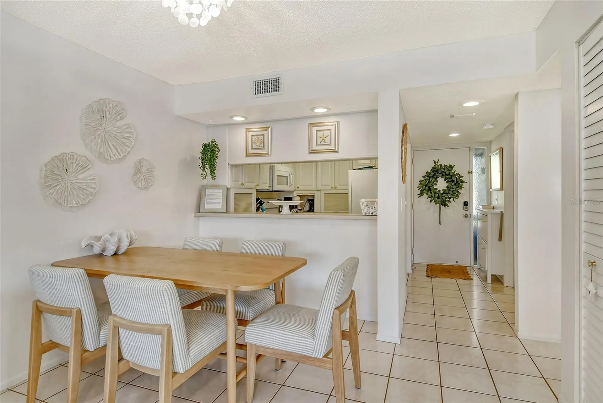 4616 Ringwood Meadow Sarasota FL 34235