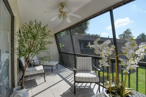 4616 Ringwood Meadow Sarasota FL 34235