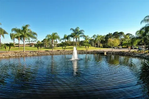 4616 Ringwood Meadow Sarasota FL 34235
