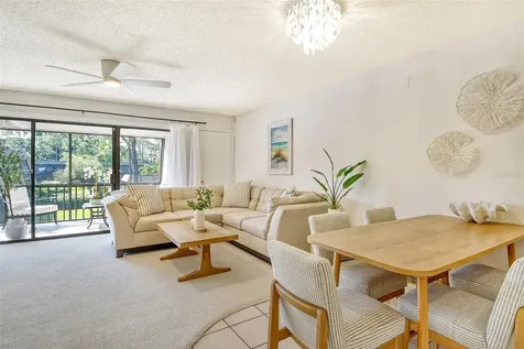4616 Ringwood Meadow Sarasota FL 34235