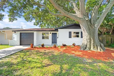 5642 21st Avenue N St Petersburg FL 33710