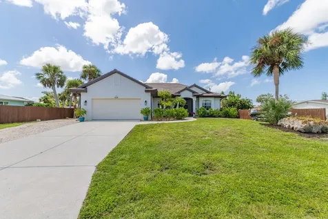 829 E 6th Street Englewood FL 34223
