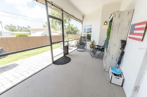 829 E 6th Street Englewood FL 34223