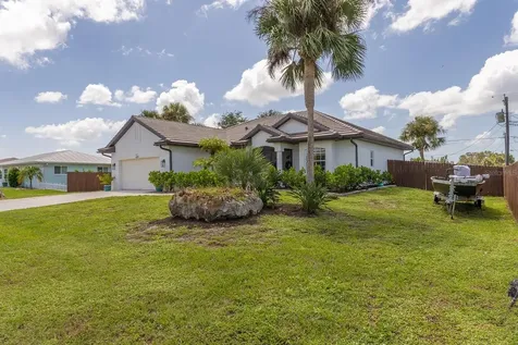 829 E 6th Street Englewood FL 34223