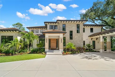 1005 S Siwanoy Street Tampa FL 33629