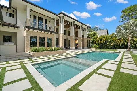 1005 S Siwanoy Street Tampa FL 33629