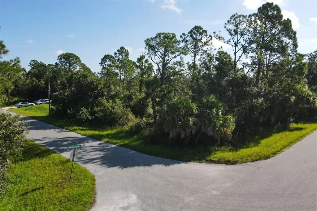 Lot # 19 Rentscher Avenue North Port FL 34291