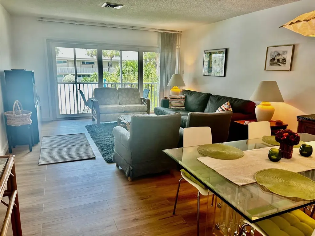 500 S Washington Drive Sarasota FL 34236
