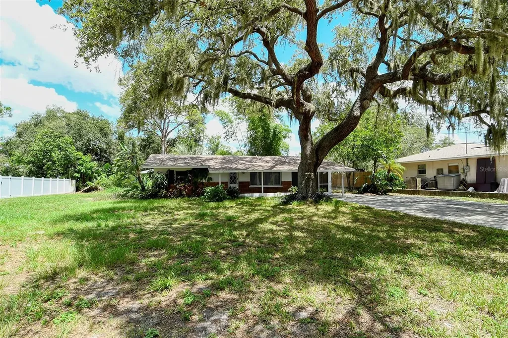1845 Joyce Street Sarasota FL 34231
