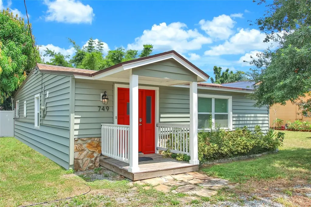 749 Timor Avenue Orlando FL 32804