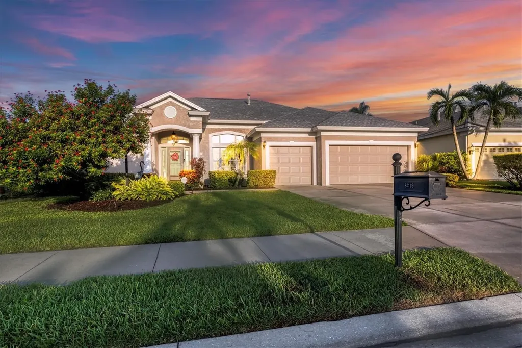 8219 8th Terrace NW Bradenton FL 34209
