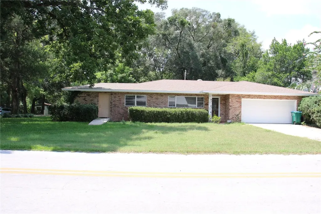 80 SW 251st Street Newberry FL 32669