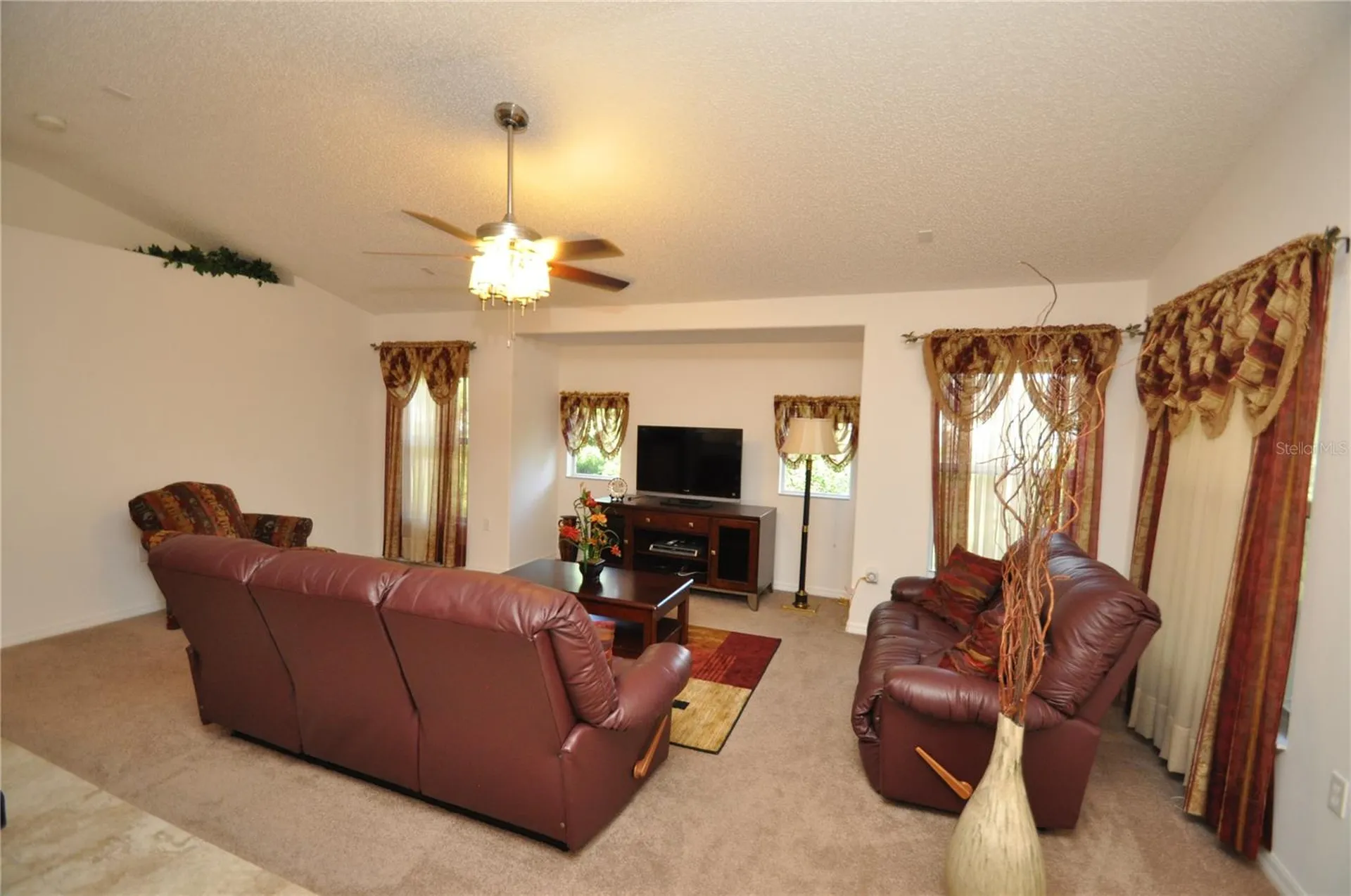 192 Pine Grove Drive Palm Coast FL 32164
