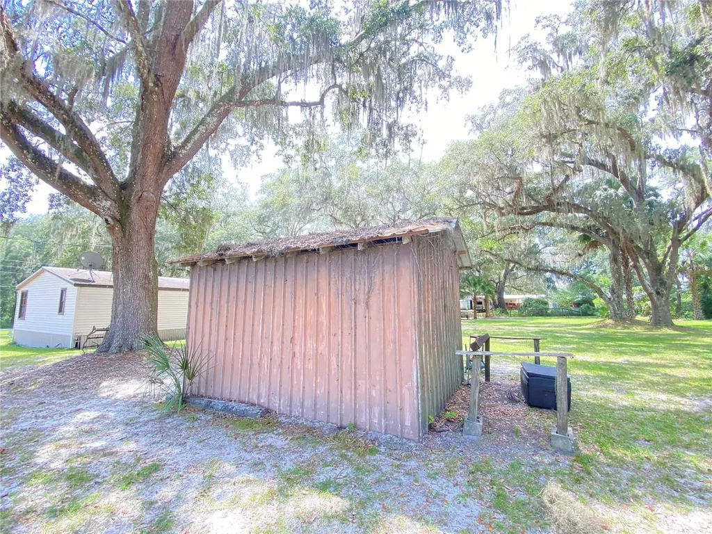 989 NE 184th Place Citra FL 32113