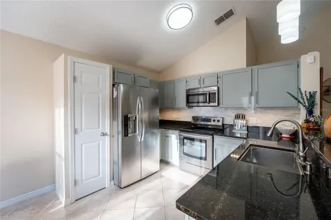 560 Remington Oak Drive Lake Mary FL 32746