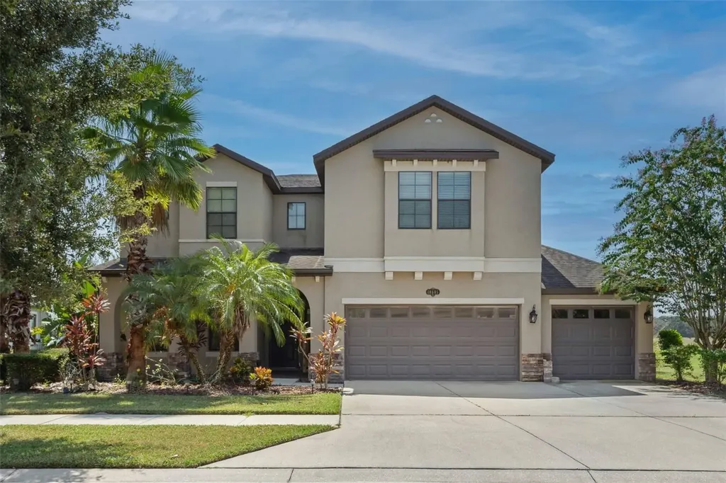 10605 Mistflower Lane Tampa FL 33647