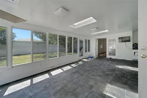 5306 S Himes Avenue Tampa FL 33611