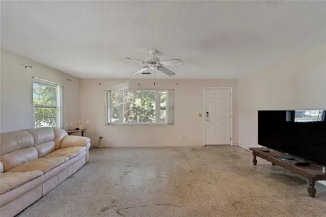 5306 S Himes Avenue Tampa FL 33611