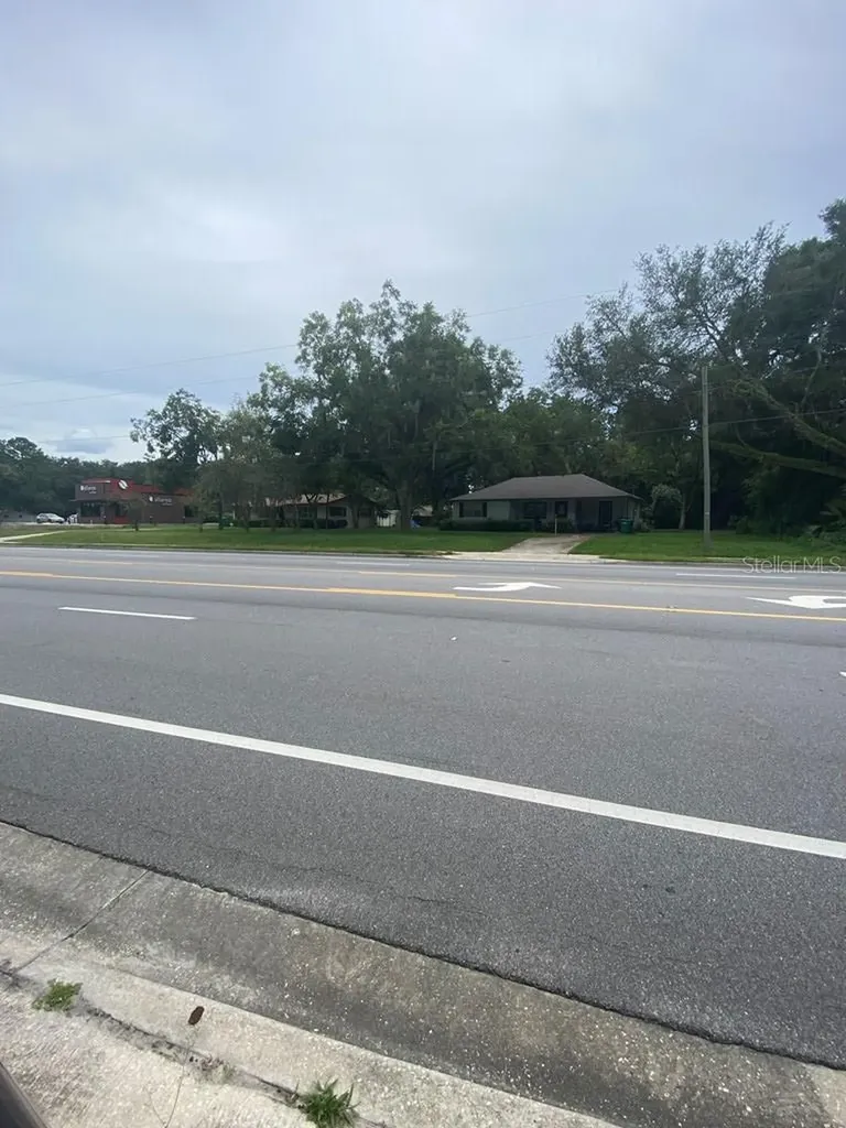 24809 W Newberry Road Newberry FL 32669