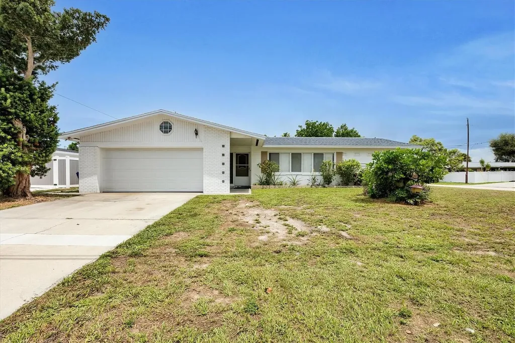 369 Shamrock Boulevard Venice FL 34293