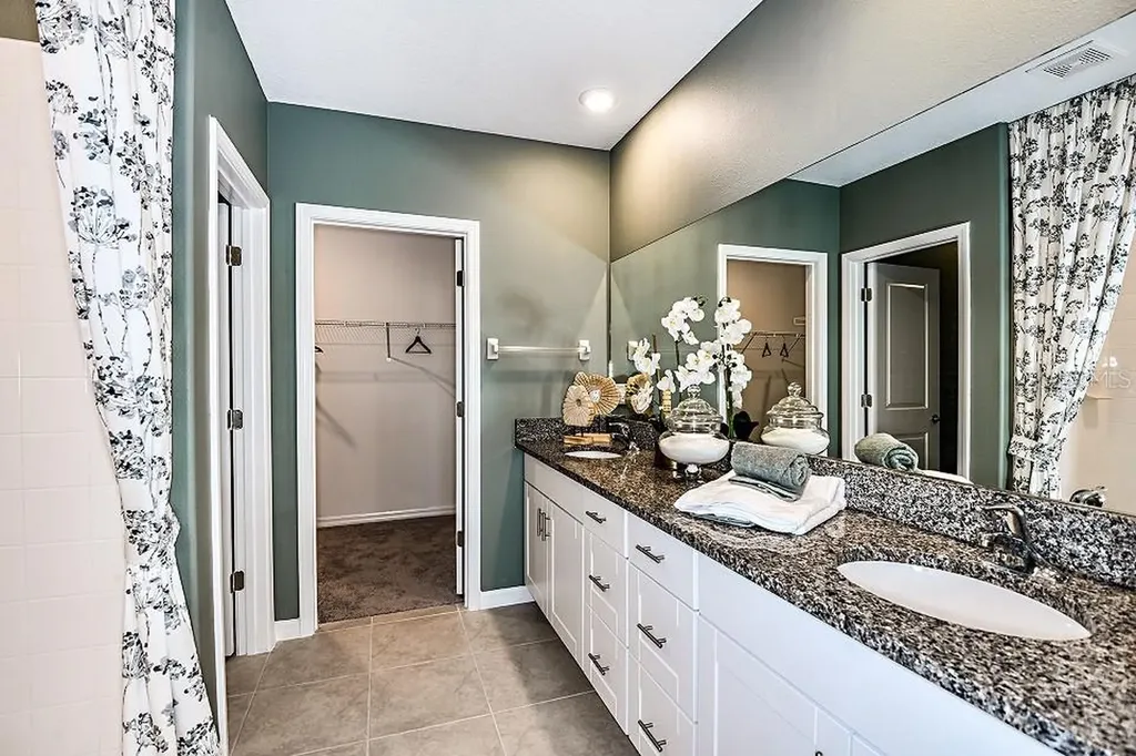 2115 Lanier Road Zephyrhills FL 33541
