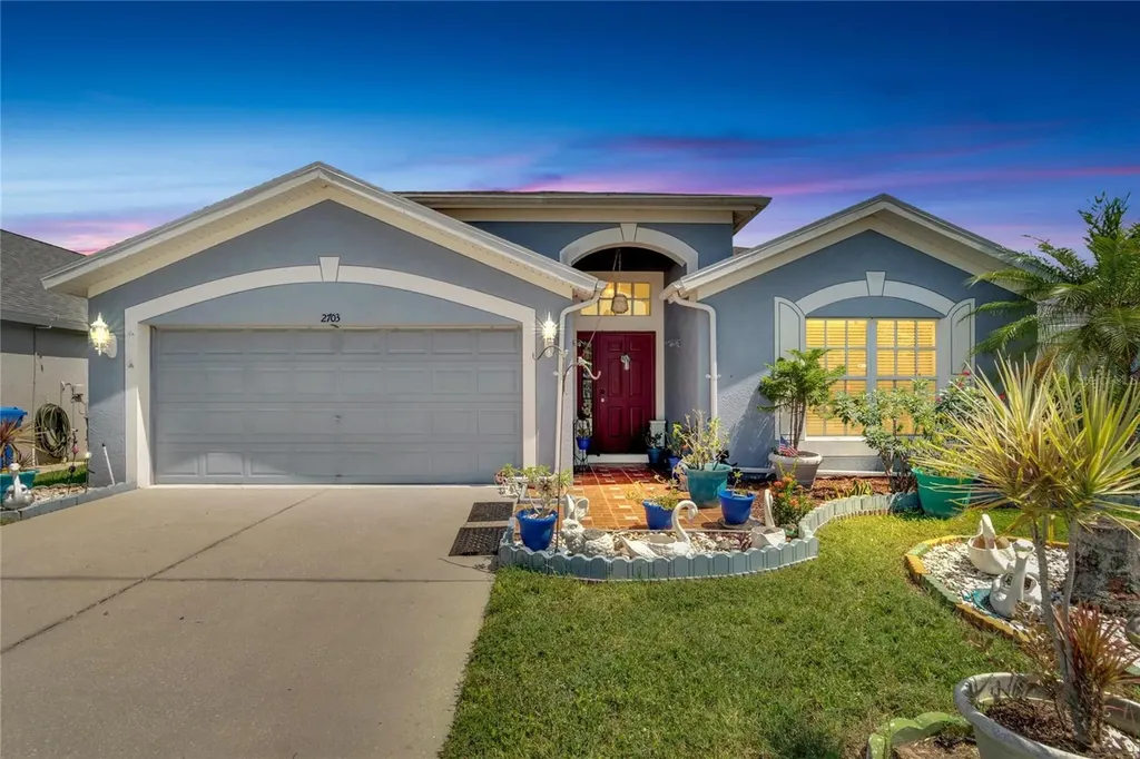 2703 Breakwater Court Brandon FL 33511