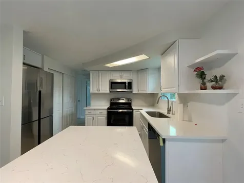 1024 Saxon Lane Holiday FL 34691
