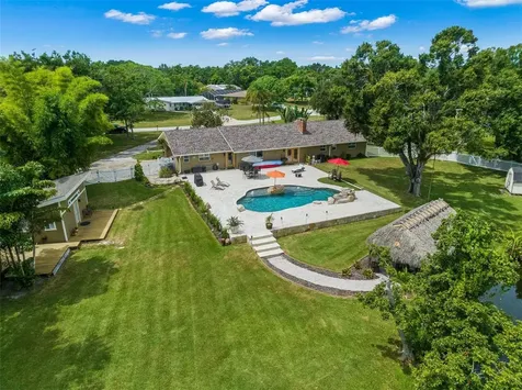4525 N Lake Drive Sarasota FL 34232