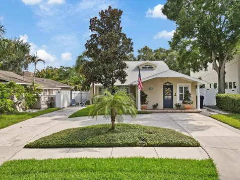 3328 W Wallcraft Avenue Tampa FL 33611