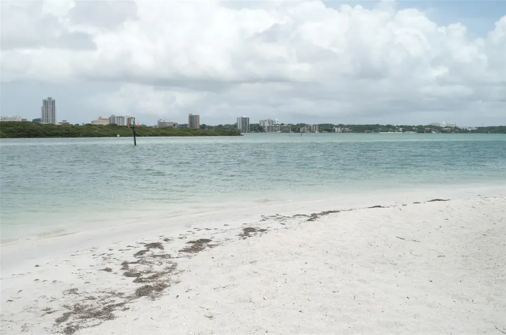895 S Gulfview Boulevard Clearwater FL 33767