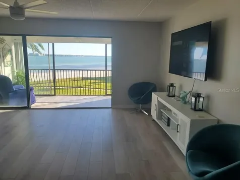 895 S Gulfview Boulevard Clearwater FL 33767