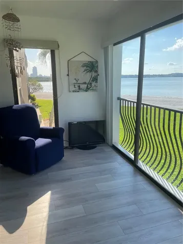 895 S Gulfview Boulevard Clearwater FL 33767