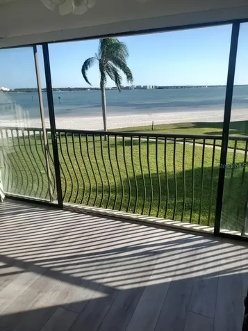 895 S Gulfview Boulevard Clearwater FL 33767